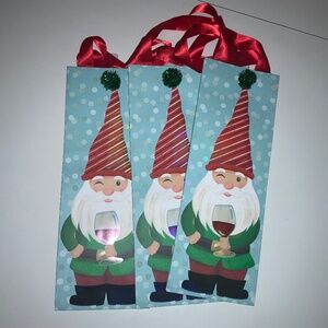 Papyrus 3 Christmas gnome wine bags ribbon handles New